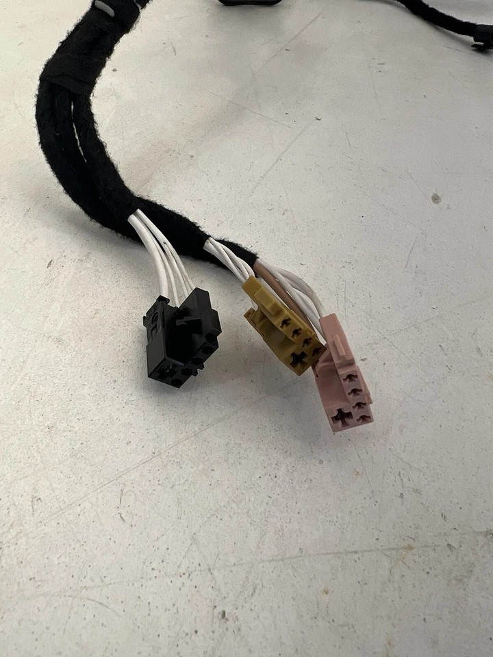 Оригинальный жгут проводов для задней двери багажника Volkswagen Golf 2010-2013 годов выпуска. - Изображение 4 из 4