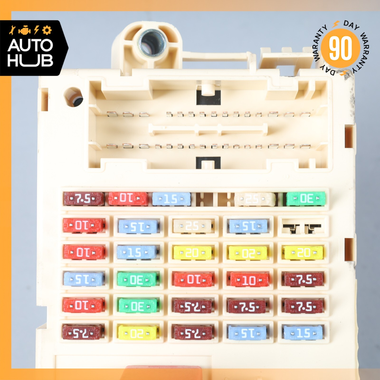 Maserati GranTurismo 2003-2019 FRONT Fuse box P/N 60660091