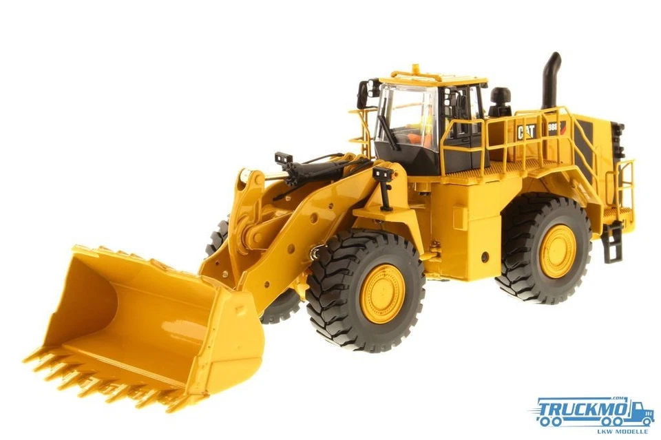 Diecast Masters CAT 988K Radlader 85901
