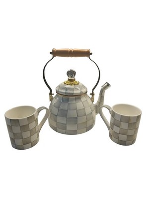 New In Box MacKenzie Childs 2qt Tea Kettle & Two Mugs Set Sterling Check