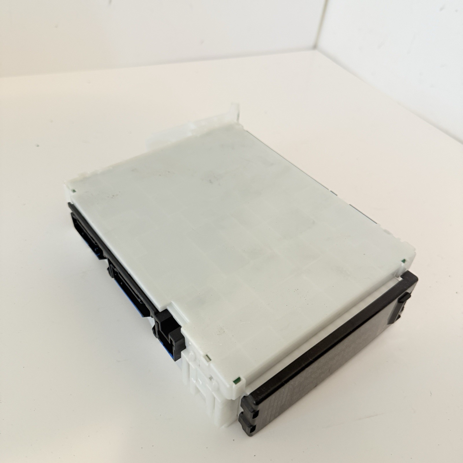 2022 TOYOTA TUNDRA MULTIPLEX NETWORK BODY CONTROL MODULE OEM 89221-0C251