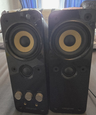 Creative GigaWorks Series II 2.0 Lautsprecher Schwarz AUX 3.5mm Verkabelt