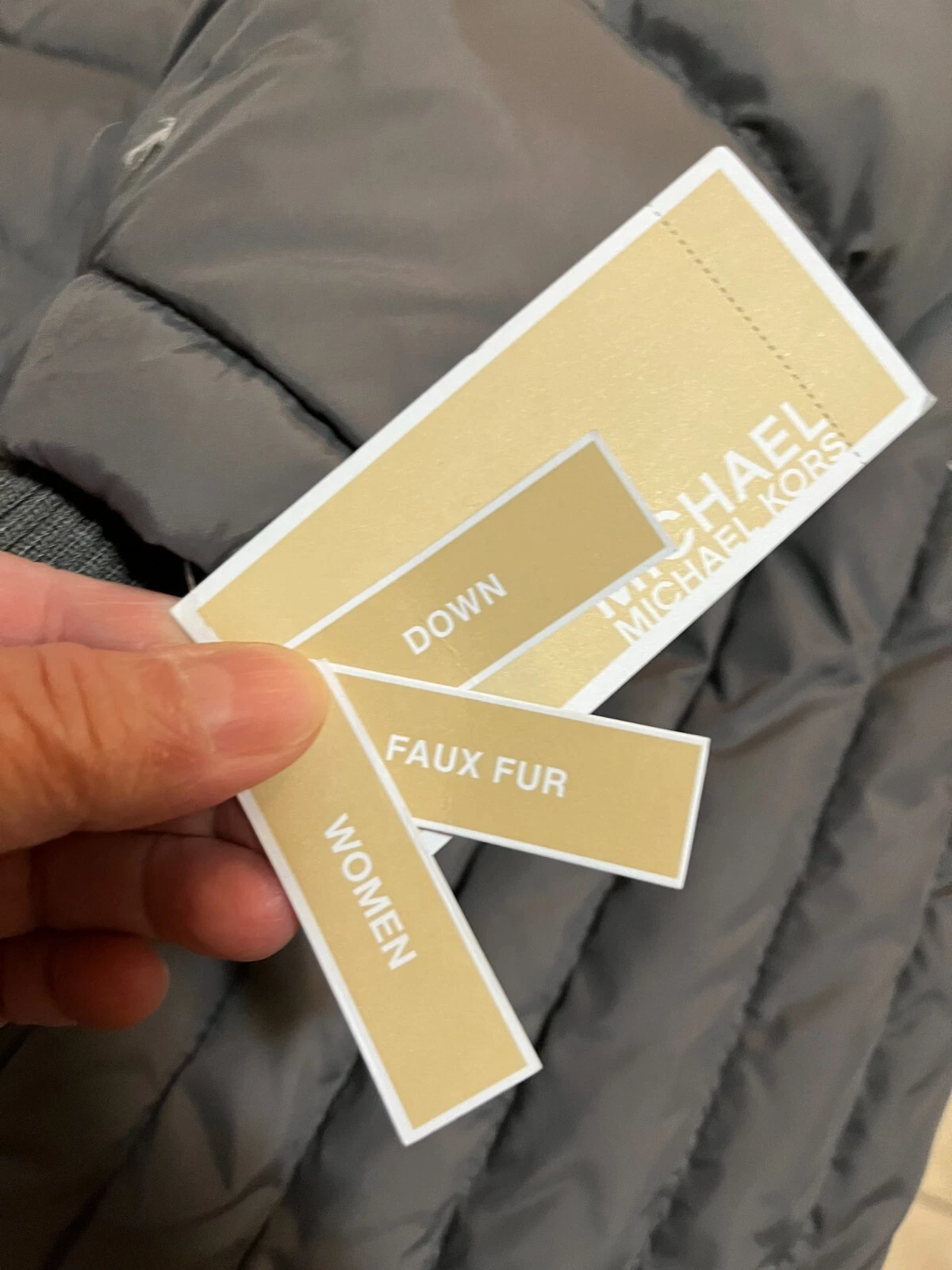 NUOVO cappotto piumino donna Michael Kors 3 4 puffer con pelliccia sintetica e cappuccio taglia 1X con etichette