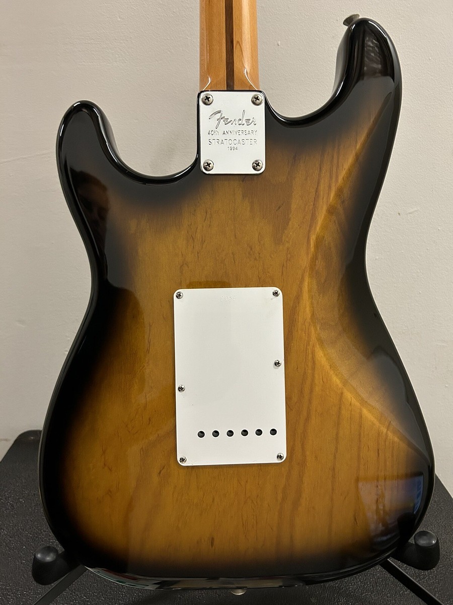 1994 Fender USA 40th Anniversary 1954 Re-issue Strat 2-Tone