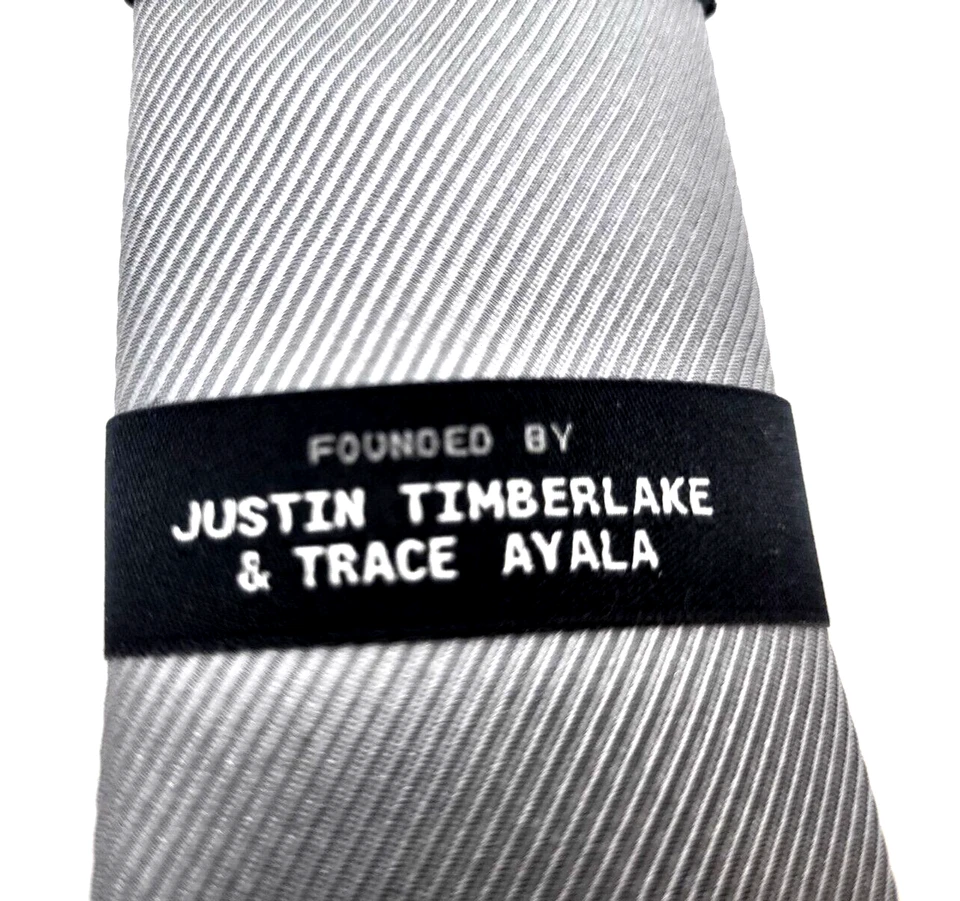 Corbata delgada de seda gris a rayas diagonales William Rast por J Timberlake & T Ayala Foto 4 de 4