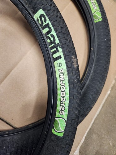 Pair Snafu Rim Job 20 x 2.125 BMX Tires Dirt Street Park 60 PSI - Picture 2 of 3