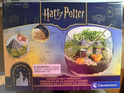 Brand-New Hagrid's Hut Terrarium Wizarding World Harry Potter Clementoni