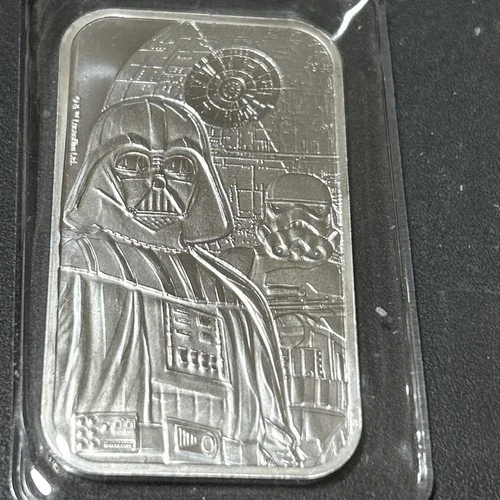The Royal Mint Star Wars™ Dark Side 1oz Silver Minted Bullion Bar In Omp