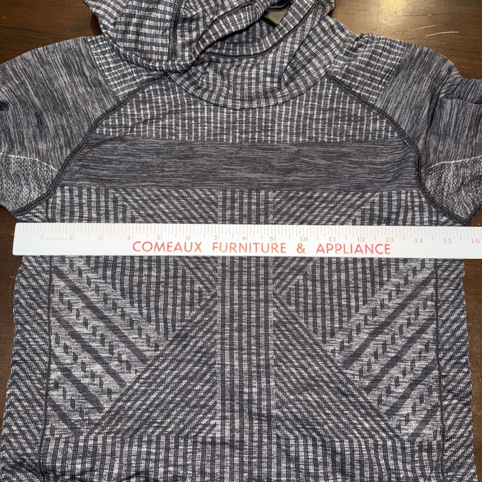 Lululemon Restless Black/Gray Pullover Hoodie Shi… - image 8