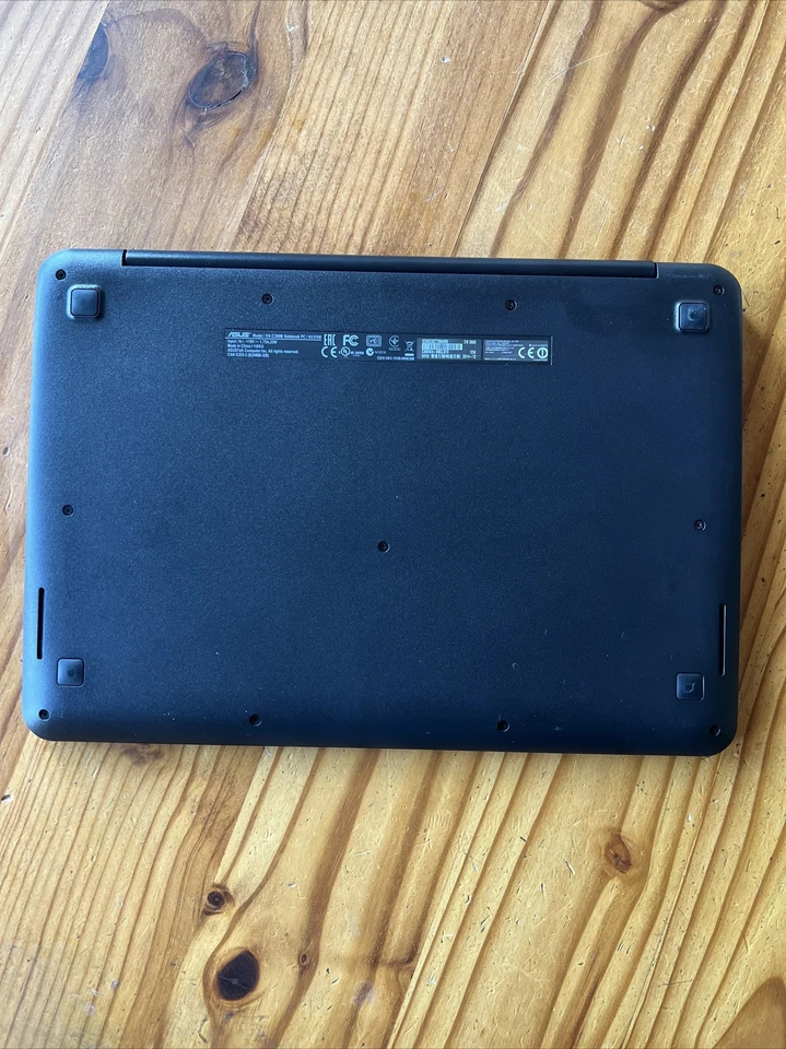 ASUS C300M 11,6 дюйма (16 ГБ, Intel Celeron N, 2,16 ГГц, 2 ГБ) хромбук - черный - - Изображение 2 из 4
