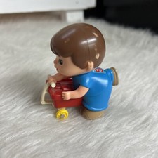 VINTAGE TOMY WIND UP KID A LONG BOY WITH WAGON