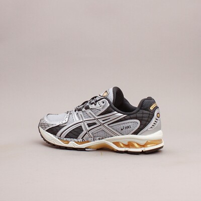 【ASICS for emmi】GEL-NIMBUS 10.1 Asics Gel-Nimbus 10.1 Silver / Green Metallic - Nov 2024