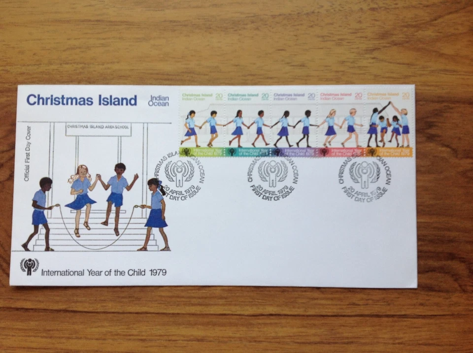 Isla de Navidad 1979 Año Internacional del Niño FDC. Franqueo gratuito del Reino Unido Foto 3 de 3