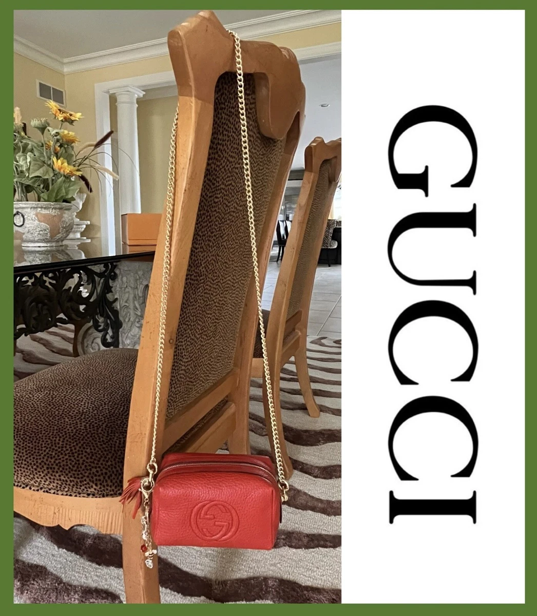 Gucci Soho Grained-Leather Cross-Body Bag in Red