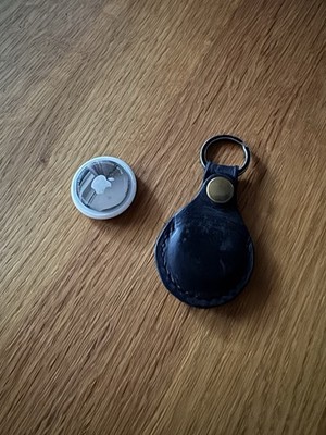 Apple Airtag 1 Generation & Etui, Schlüsselanhänger in Schwarz