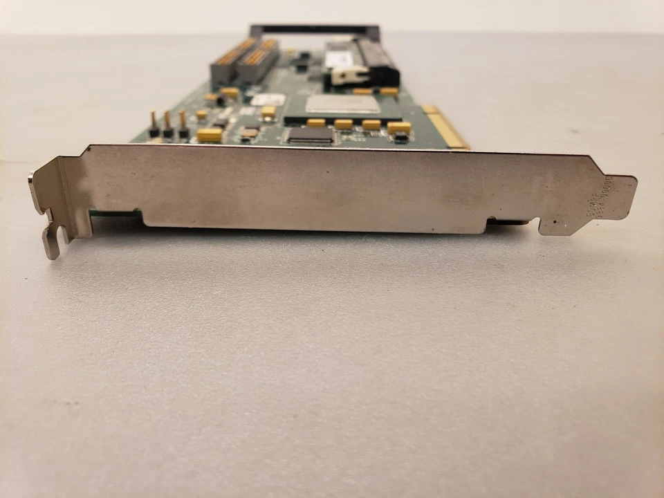 Adaptec AAR-2400A ATA 32-bit 32MB PCI 4-Channel RAID Controller w/32Mb DIMM - Image 2 of 3