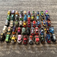 Thomas Minis Mystery Bags 5 Included In Each Bag - Guaranteed No Duplicates!