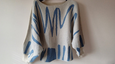 Womens Warm Nice Sweater SIZE S