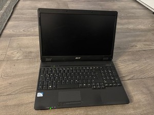 Acer Extensa 2535 Serie ( ZR6 ) Defekt , Ersatzteilspender