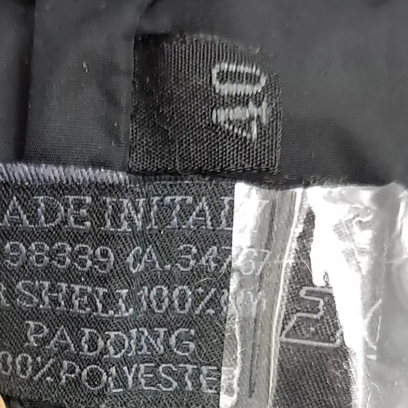 Prada Authentic Lightweight Padded Jacket - Size … - image 3