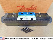 JCB PART GENUINE DANFOSS VICKERS 3 PIN SOLENOID VALVE ASSY (25/101100 25/918800)