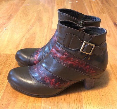 L Artiste by Spring Step Mantra Brown with Red Flowers Boots Bootie 40 / 9