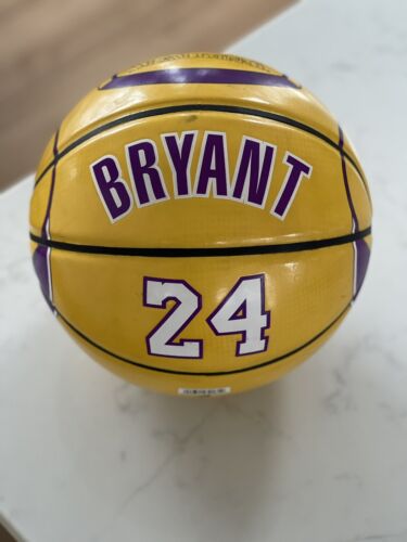 Vintage Spalding Los Angeles Lakers Kobe Bryant Jersey Basketball #24 Yellow - Picture 1 of 6