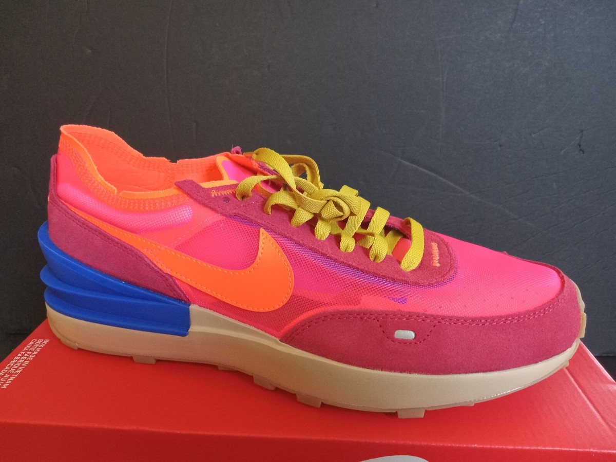 waffle one active fuchsia on feet