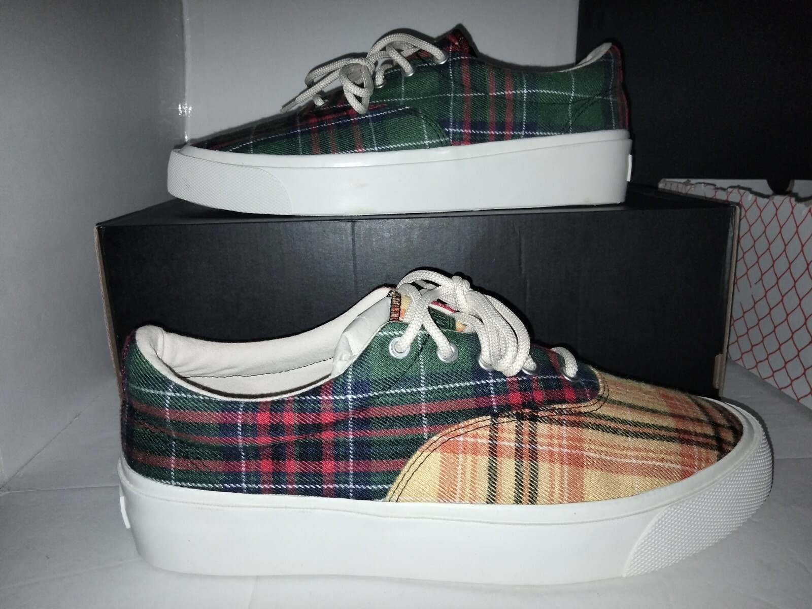 Converse Skid Grip Twisted Plaid Sneakers Size 10 in Egret & Multi 169218c