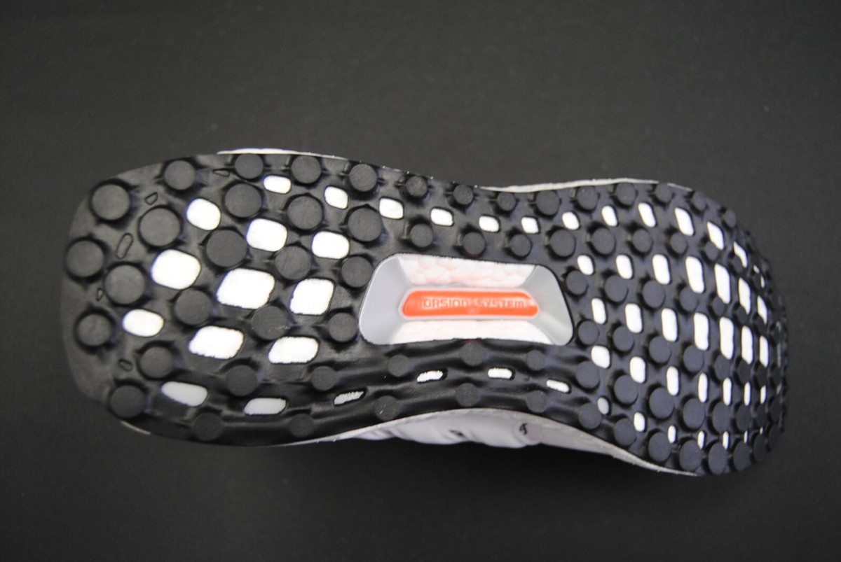 Size 8 - Disney x adidas UltraBoost DNA Sport Goofy Pack - White