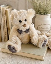 Vintage First  Main Teddy Bear Rare Bear No. 1482 Tweed Bow Tie 7'' Sitting Tan