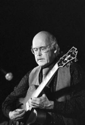 jazz guitarist Jim Hall performing in Denmark 1991 OLD PHOTO