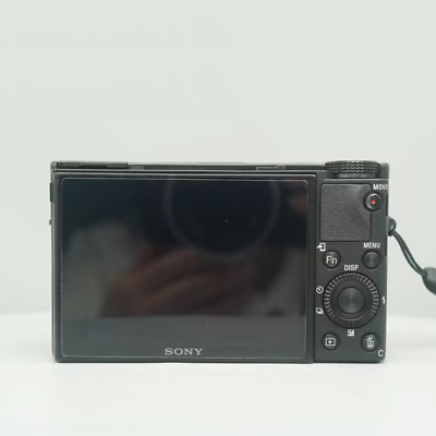 Sony Cyber-shot RX100VI DSC-RX100M6 20.1MP 24-200mm f/2.8-4.5 Len