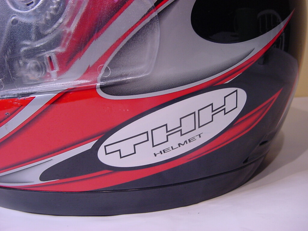 VTG - THH MOTORCYCLE HELMET T-888 ABS - SIZE MEDIUM | eBay