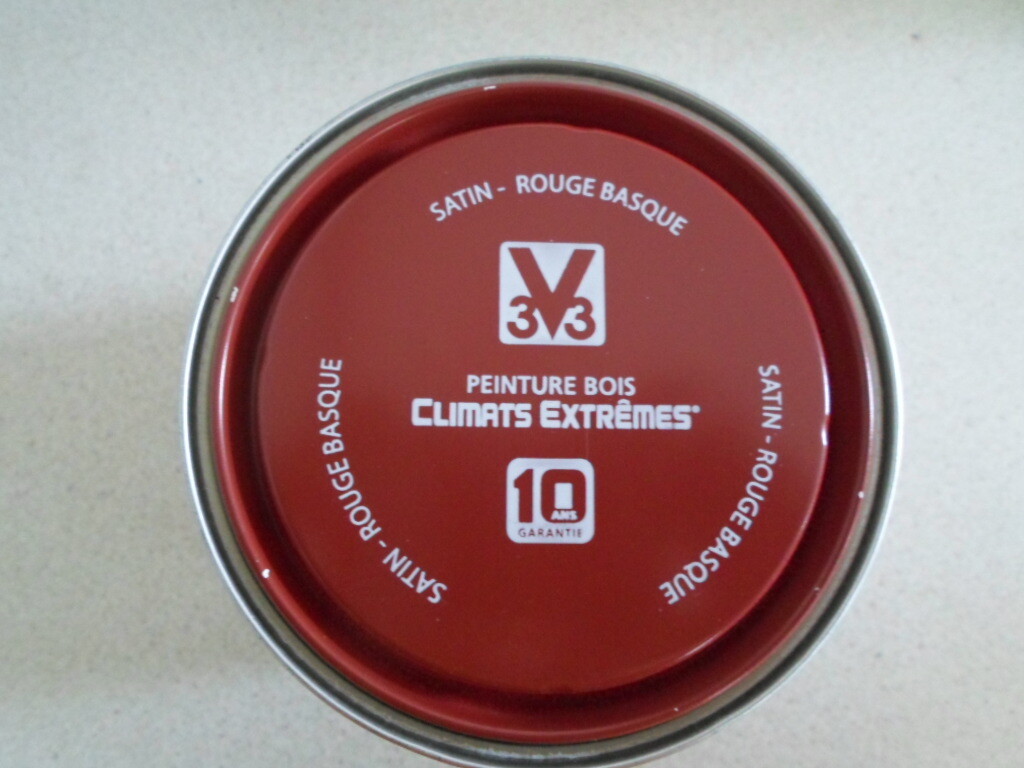 Peinture bois V33 climats extrêmes contre écaillage volet satin 0.5L rouge basque