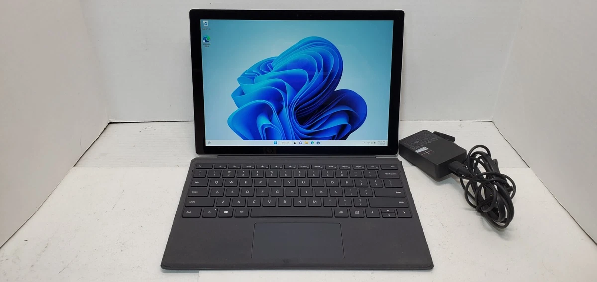 Microsoft Surface Pro 5th Gen 1796 i5-7th Gen 2.6GHz 8GB 256GB Win 11 Pro
