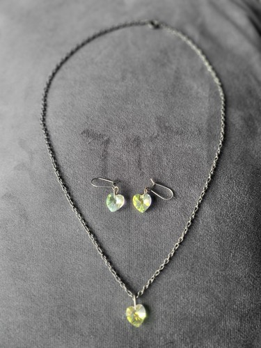 Vintage Aurora Borealis Crystal Heart Pendant And Necklace Matching Earrings - Picture 2 of 6