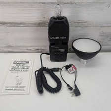Quantum Instruments Qflash Model T5D-R Flash UNTESTED W/Bulb and Reflector