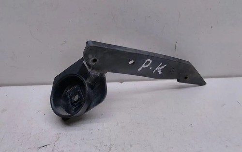 BMW 3 E90 Kotflügelhalter vorne links 7058447 2.00 Diesel 2009 33730004