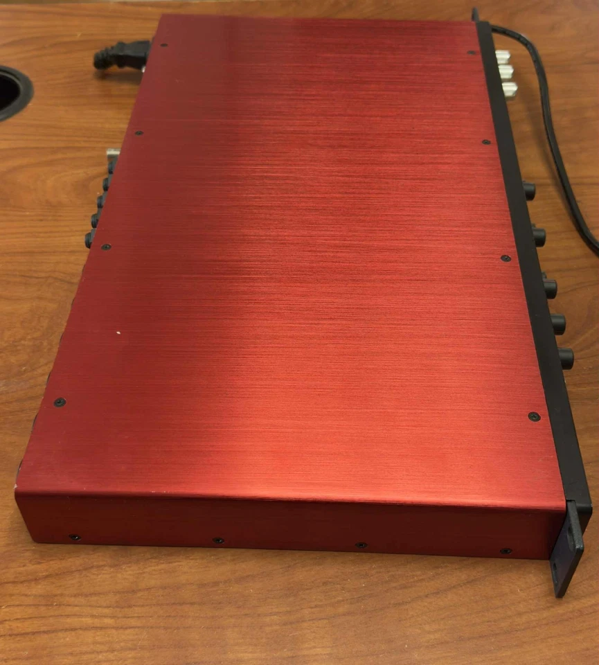 Focusrite Scarlett 18i20 2nd Generation USB Audo Interface - Image 3 of 4