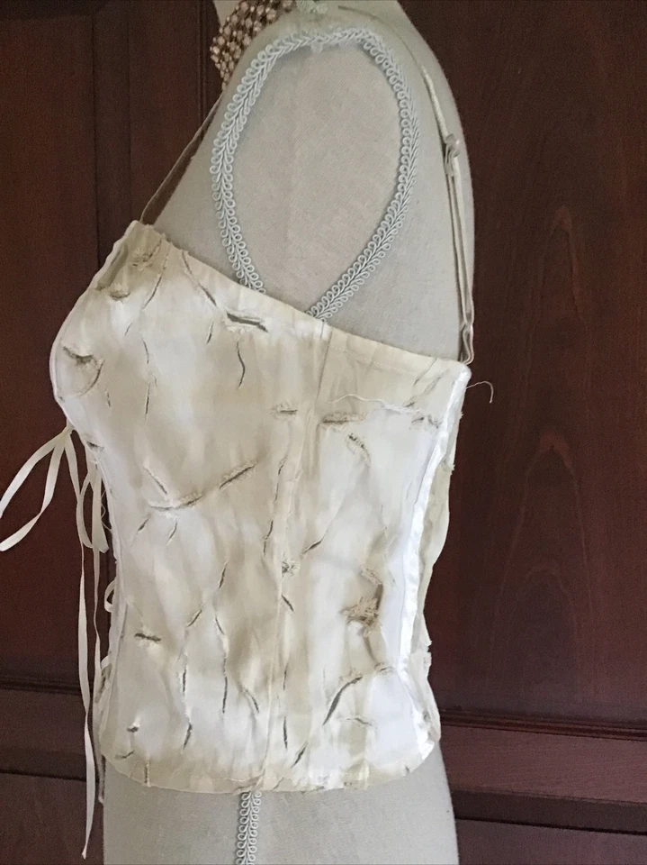 Top/Bustier Francia Color Marfil Nuevo Con Etiquetas Talla 3 Foto 3 de 4
