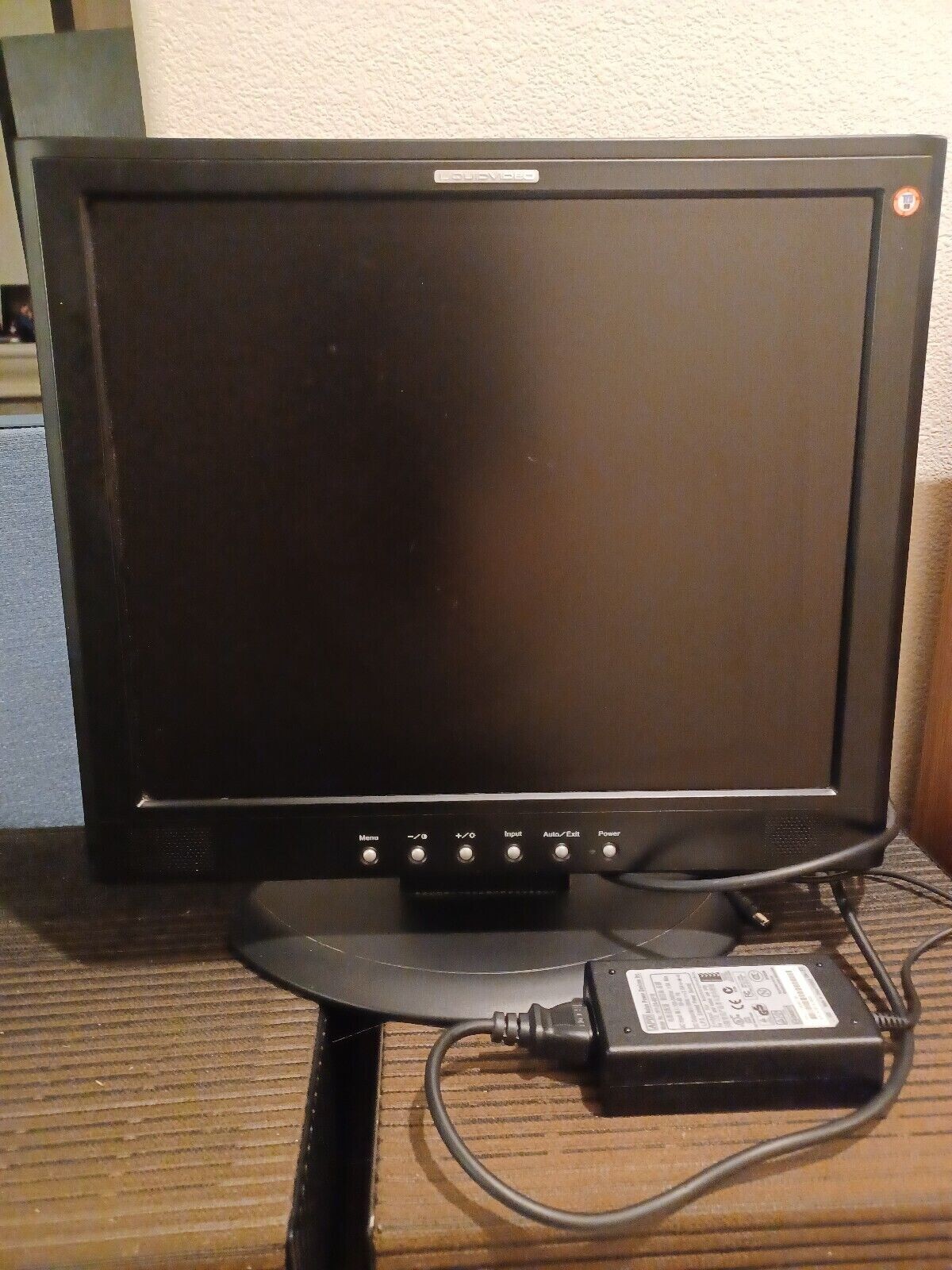 ‎Nexgen Mediatech Liquid Video Computer Monitor A170E1-01 17