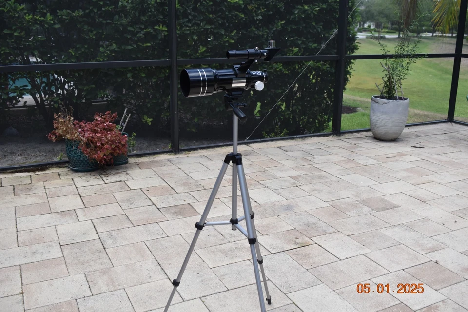 Barska 30070 - 225 Power Starwatcher Telescope AE12932 - Image 4 of 4