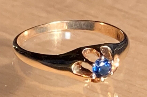 Natural Blue Sapphire Ring Antique  Solid 14k Gold.  Total Weight 1.9 gm - Bild 1 von 13
