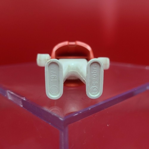 1974 Geobra Vintage Playmobil Figure Red and White - Picture 4 of 6
