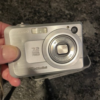 Casio EXILIM Exilim EX-Z75 7.2MP Silver Compact 3x Zoom 2.6in AC Adapter