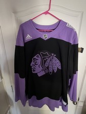 Ultimate Chicago Blackhawks Collector and Super Fan Gift Guide  54