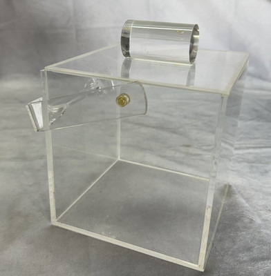 Vintage MCM Lucite Clear Acrylic Rectangular Lidded Box with Handle - PREOWNED