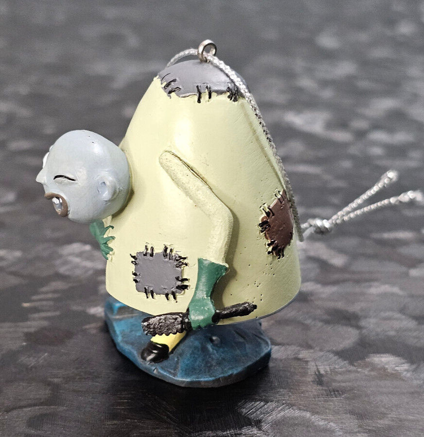 Rare Disney Hawthorne Village Nightmare Before Christmas "Igor