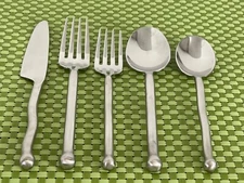 Gourmet Settings EXOTIQUE PLATINUM Stainless Wavy Flatware SMART CHOICE B71WU